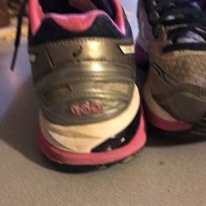 Asics gt 2000 very good condition size 8.5